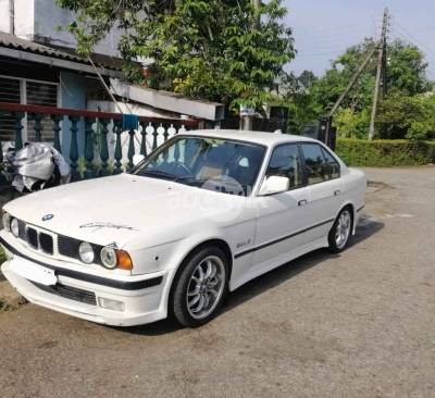BMW E34 518i